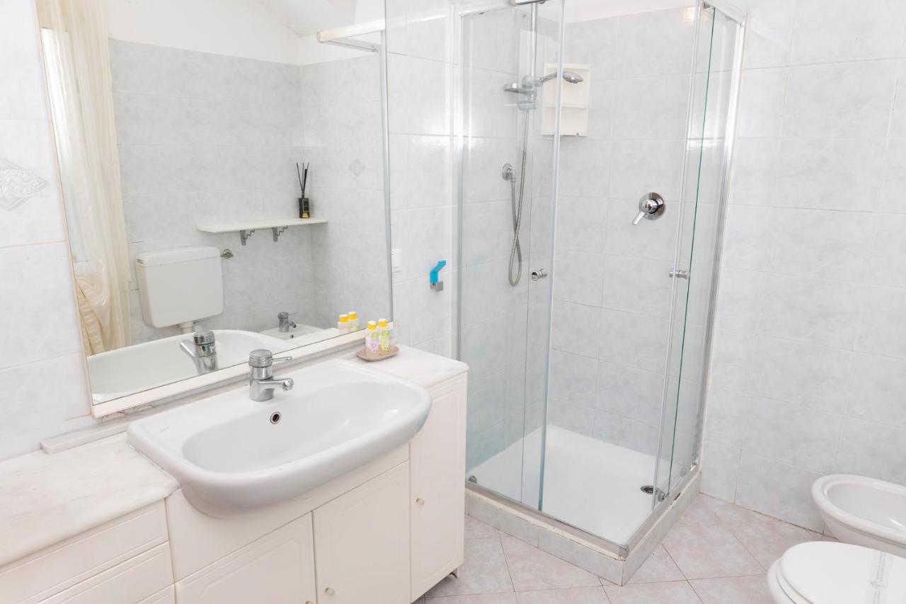 Leto'S Apartment In Sanremo - Parking & Garden Ngoại thất bức ảnh